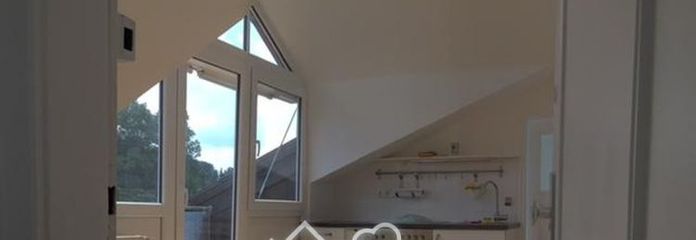 Helle, ruhige 2-Zi-Dachgeschoss-Wohnung in Starnberg-Söcking