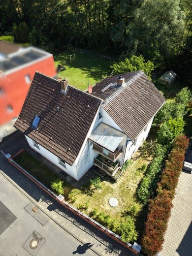 Zweifamilienhaus in idyllischer Lage - direkt an der Modau mit großem Garten – Außenansicht