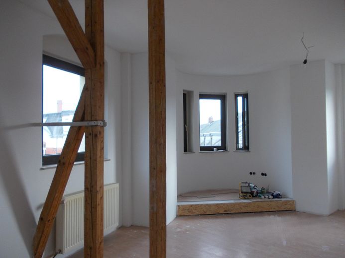 Inmueble de inversión: edificio plurifamiliar con unidad comercial - alquilado, se vende por motivos de edad – Wohnzimmer