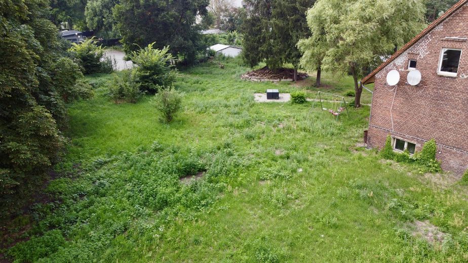 1.000 qm Baugrundstück für 3 Vollgeschosse im Mischgebiet mit 750 qm BGF – Baugrundstück nach Norden