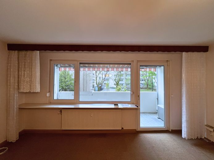 3 Zimmer Wohnung mit Balkon ins Grüne – provisionsfrei von privat – WJ-00128_bild_002.jpg