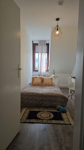 am Herschelplatz: top gepflegte 2 1/2 Zimmer Wohnung im DG – Foto 11