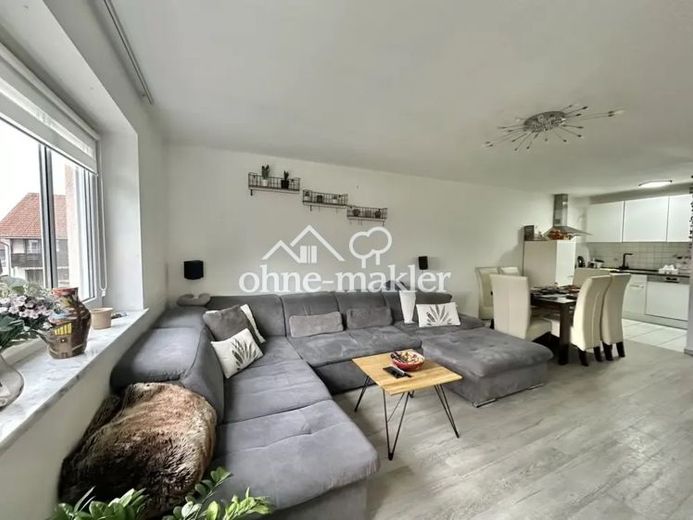 Senza provvigione - Affascinante appartamento di 3 locali con balcone e garage sotterraneo a Ingolstadt – Foto 1