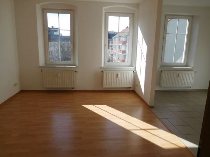 vermietete 2-Raum Wohnung mit Balkon und Einbauküche in Plauen – Foto 1