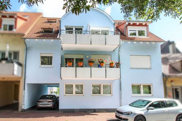 Vermietete 2-Zimmer-Maisonette mit Balkon und Stellplatz in Rastatt