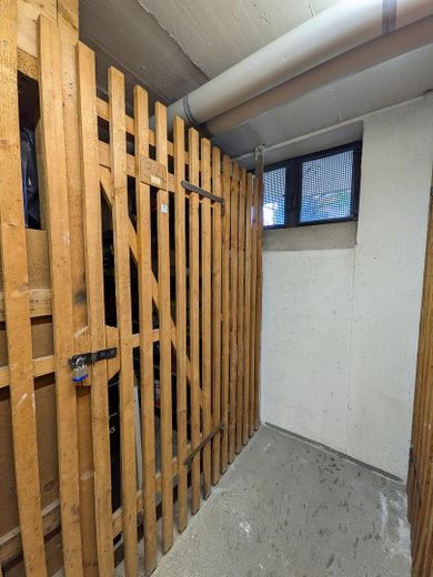 3-pokojowe mieszkanie w Alt-Moosach, 3 minuty do U3, wśród zieleni i z dużą ilością słońca. Bez prowizji! – Kellerabteil