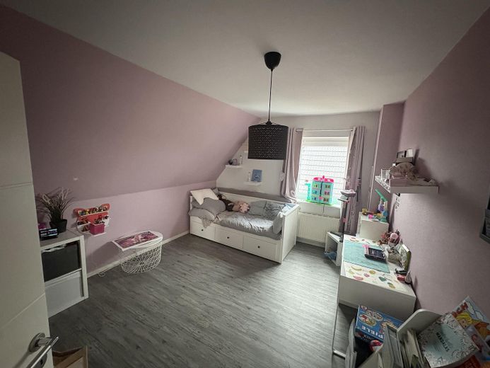 Casa unifamiliare in vendita – Kinderzimmer 1. OG