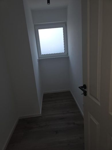 Zentral & Gemütlich: Attraktive 4-Zimmer-Wohnung in Eschborn – Foto 5
