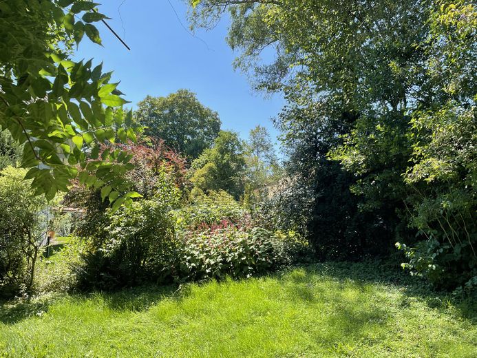 Große Doppelhaushälfte in Pullach - ohne Provision – Garten Südseite