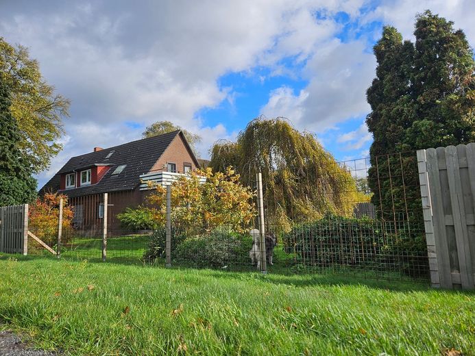 Großes Anwesen, Haus mit Einliegerwohnung, ideal für Pferde/Hunde/Tierhaltung geeignet – Foto 1