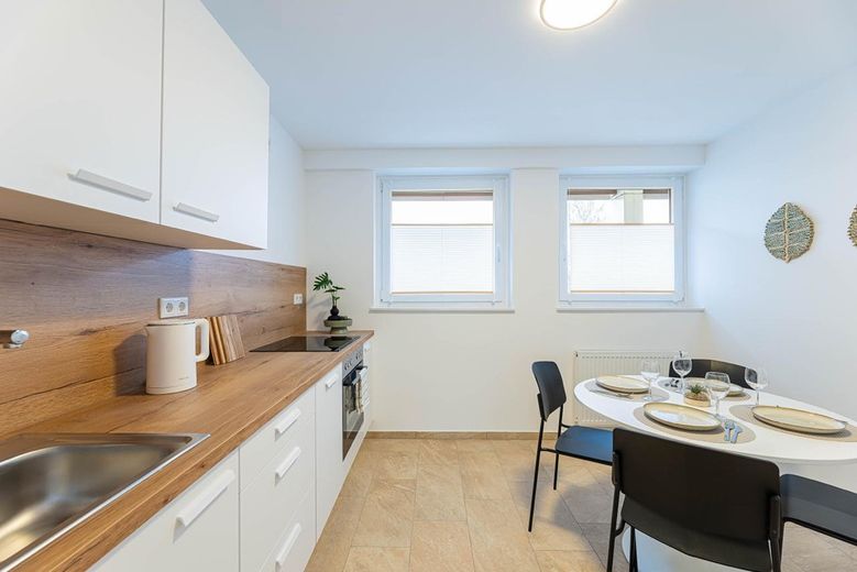 Appartement lumineux rénové de 2 pièces – Foto 11