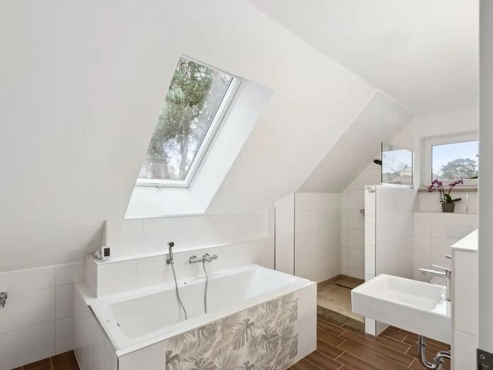 Badezimmer 1 ...