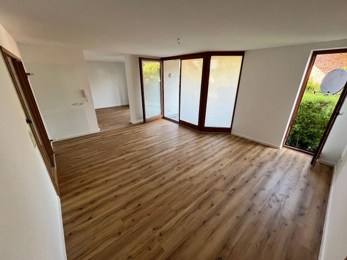 Wohnzimmer Blick ins Esszimmer