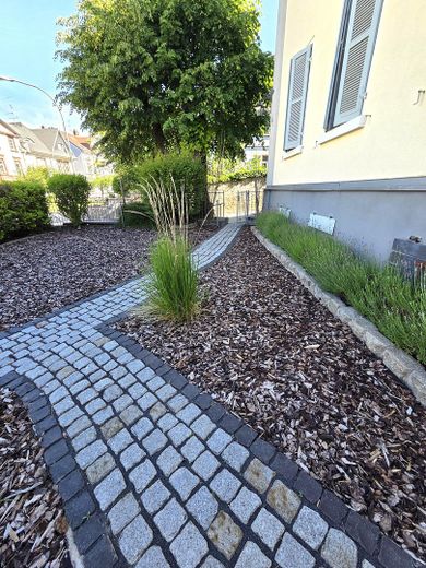 Zarafet, çeşitlilik, büyüleyicilik - merkezi konumda konforlu yaşam – Vorgarten