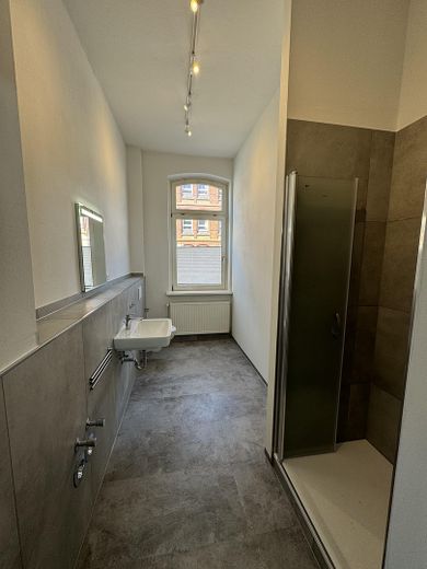 Appartamento moderno di 3 locali con cucina attrezzata – Badezimmer