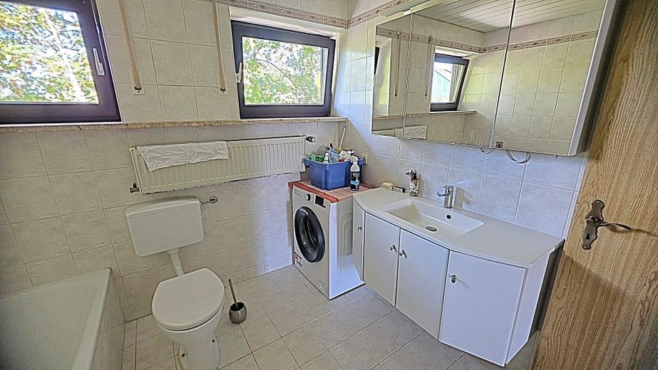 Ampio appartamento di 5 locali (come una casa indipendente) – Foto 9