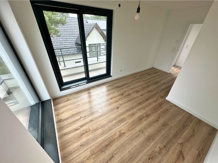 Nowy dom w Berlinie-Müggelheim – A+, taras na dachu, ogród, 4,5 pokoju, bez prowizji – Zdjęcie 23