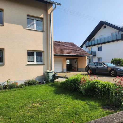 Garage rechte dahinter 2 Stell