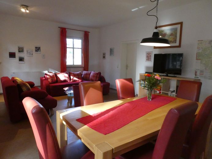 Casa forestale Metzelthin - abitare e lavorare nel Parco naturale dei laghi dell'Uckermark – Wohnzimmer große Ferienwohnung