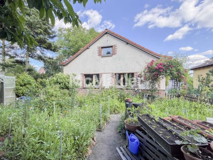 Ideell geteiltes Grundstück mit Bestandsbungalow - Chance für Sanierung oder Neubeginn – Foto 1