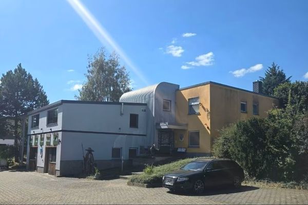 Sondershausen-OT, MFH + commerciale