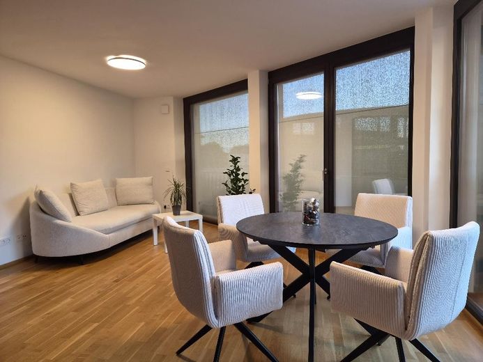 Vida prémium con vistas al Elba | Marina Garden Dresden | Amueblado / Sin amueblar – Foto 8