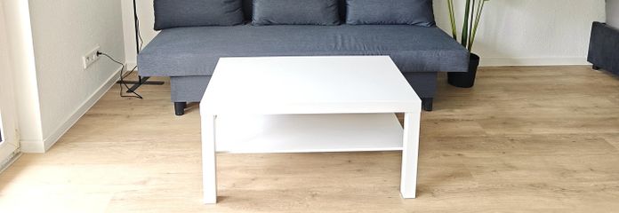 Disponibile da subito: appartamento ristrutturato e arredato di 1 locale con balcone in una posizione privilegiata di Mannheim – Wohnbereich