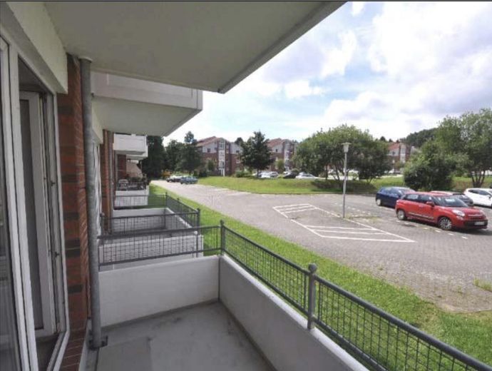 Sonnige Erdgeschosswohnung in Putbus mit Balkon und Einbauküche – Foto 10