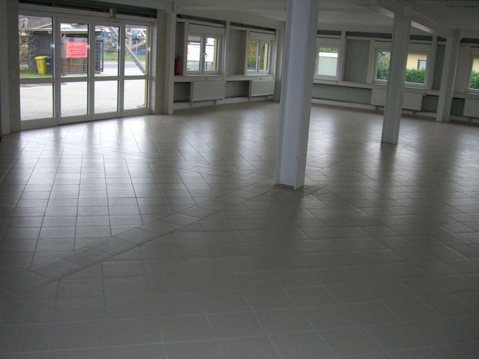Uffici e spazi commerciali nel parco industriale di Sinzig – Foto 4