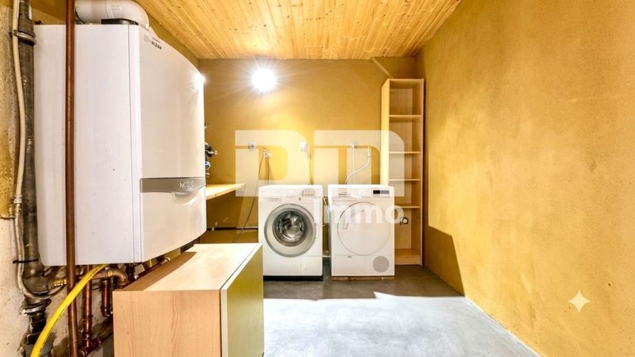 Charmantes Einfamilienhaus/Resthof mit viel Platz, modernisierter Technik und idyllischem Garten – Wohnhaus EG Waschküche