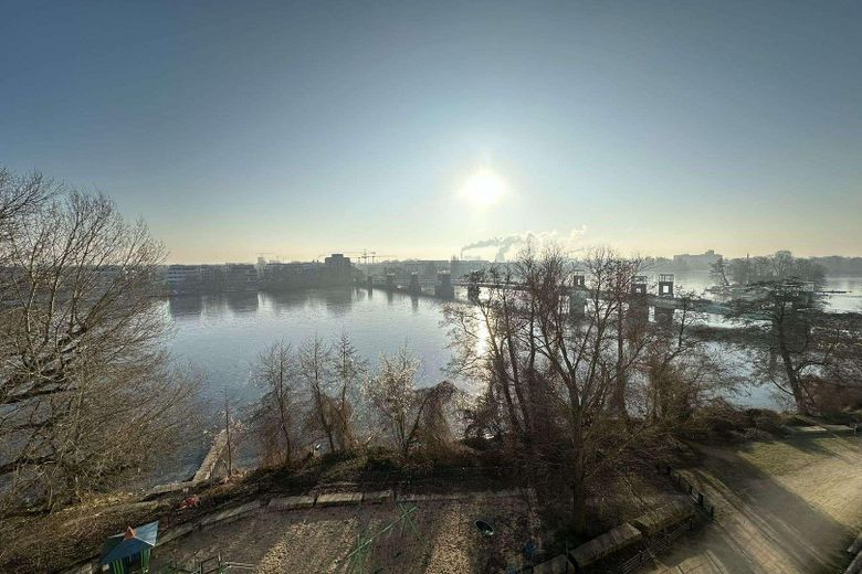 2-Zimmer-Wohnung mit direktem Havelblick vom Balkon inkl. Tiefgaragenstellplatz & Keller – Fotoğraf 4