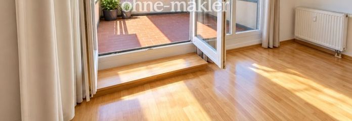 Modernisierte 3-Zimmer Dachgeschosswohnung mit großem Balkon & Tiefgarage in Velten