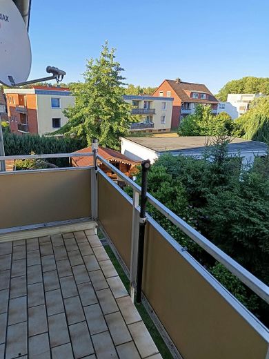 3-Zimmer-Wohnung mit Balkon, Carport & zusätzlichem Hobbyraum (mit eigenem Eingang) – Balkon