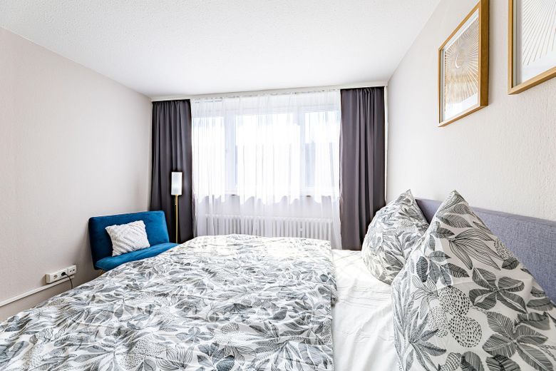 Business Living Bamberg | Totalmente amueblado · Todo incluido · Ubicación privilegiada – Hauptschlafzimmer