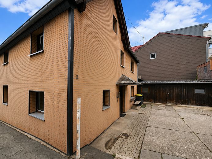 Provisionsfrei - Einfamilienhaus mit Garten – Foto 2
