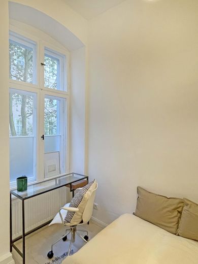 Seltene Gelegenheit am Zionskirchplatz: Kernsaniert & provisionsfrei – Schlafzimmer