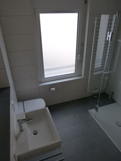 Schöne 3-Zi.-Whg. in BK Kurgarten – Bad mit Tageslicht