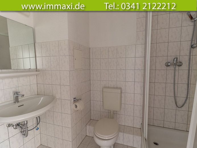 LEIPZIG-MÖCKERN + 3 RAUM WOHNUNG MIT EINBAUKÜCHE + 3.OG + AB SOFORT FREI – Bad