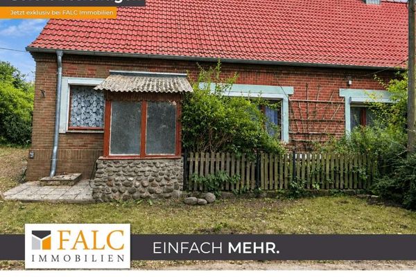 Plenty of space, large plot and enormous potential – semi-detached house in Hindenberg