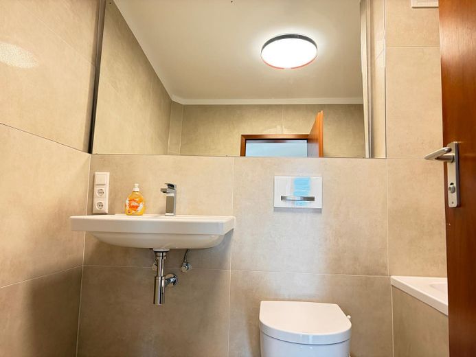 Clinique de Fürth accessible à pied - appartement de 2 pièces – neu renoviertes Badezimmer