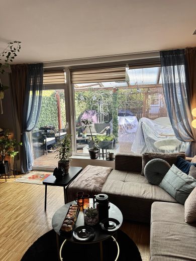 Charmantes Reihenhaus in Hamburg-Rahlstedt – Wohnzimmer