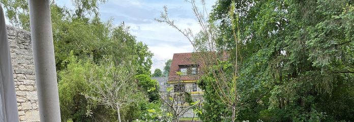 Wunderschöne Neubau Wohnung mit modernem Schnitt und schönem Balkon