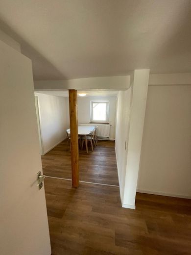 2 renovated income-generating properties as a package (commission-free) – Aufenthaltsraum Tü