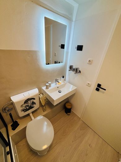 Vollmöblierte 2 Zimmer Wohnung in Innenstadtlage – Foto 10