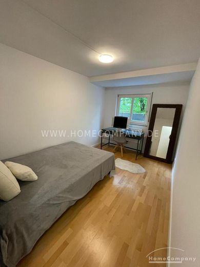 Apartamento de 5 habitaciones amueblado con cariño en Múnich Neuhausen. – 9dba6d8c2ac01fb91fd5a76c8088c4df67ffae42.jpg