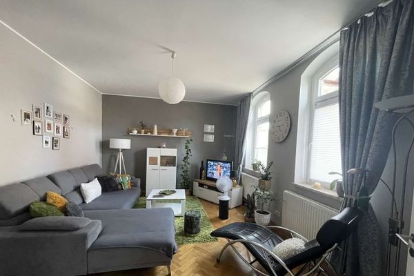 Luminoso appartamento di 3 locali con cucina componibile e giardino!