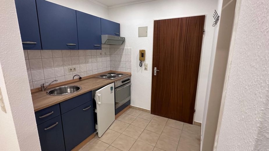 Sanierte und Möbilierte 1-Zimmer Wohnung in Wüstenrot – Küche