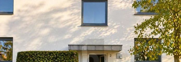 ZENTRAL GELEGEN MIT BALKON