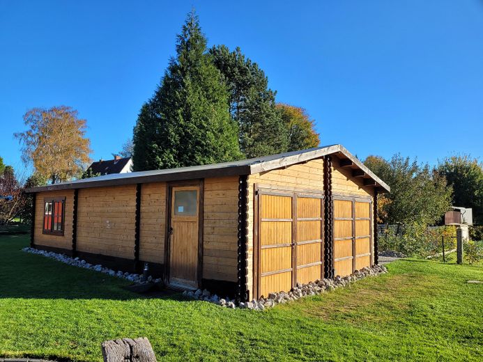 Einfamilienhaus mit Photovoltaikanlage – Freizeithaus/Hütte