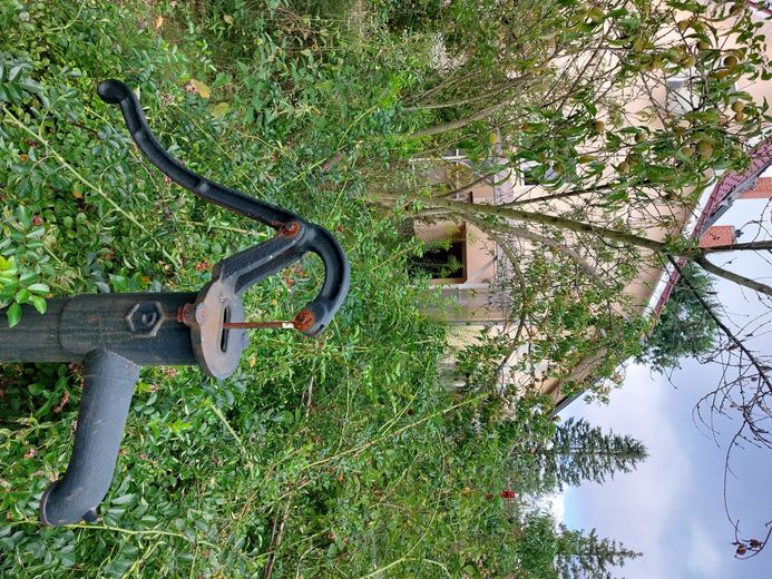 Kriesensicher Haus Ofen Land Wasser – 20250817_100223